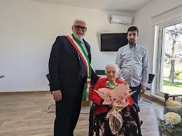 La signora Mariquita Trucco spegne 100 candeline, l'omaggio del Comune