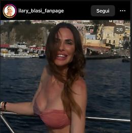 Ilary Blasi  a Ponza con le amiche e... per Unica 2?