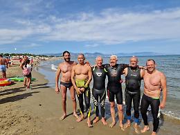 La traversata Ponza-San Felice Circeo fa felice Crazy Shark