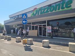 Orizzonte, dopo l'incendio le preoccupazioni per il futuro dei dipendenti 