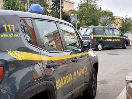 Allacci abusivi alla rete idrica con il "Dottore dell'acqua": denunciate 43 persone, 5 sono dipendenti di Acqualtina