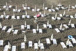 Concessioni balneari e gare, i Comuni brancolano nel buio