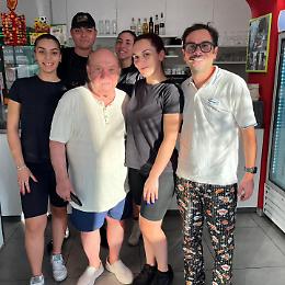 Lino Banfi torna a San Felice Circeo per il gelato di Koko’s Cream