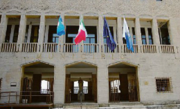 Oltre due milioni di euro per le scuole: i lavori riguardano Fiorini, Don Milani e Montessori