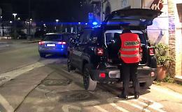 Minaccia di morte il familiare con un coltello: denunciato
