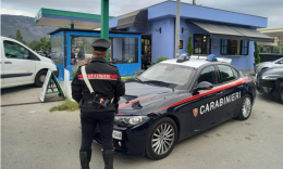 Furto al bar tabacchi: ladri in fuga con 20mila euro