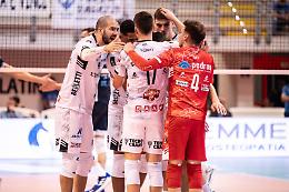Cisterna Volley centra la prima vittoria davanti a Fefè De Giorgi