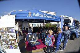 “Una Vita da Social”, studenti a lezione di legalità dalla Polizia di Stato

 