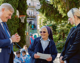 Un parco e un’aula per Mansutti e Suor Flora nella scuola “Maria De Mattias"