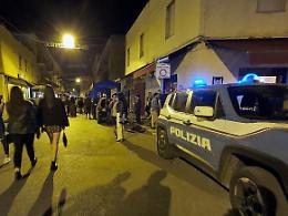 Stranieri molesti in zona pub, tentano di rubare tra i tavoli