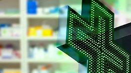 Furto di 10mila euro dalle casse automatiche della farmacia