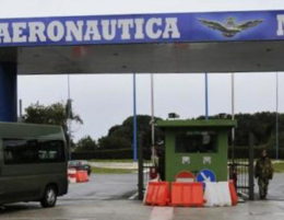 Rubavano gasolio in aeroporto, condannati cinque militari di Pratica di Mare