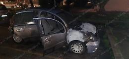 Notte di fuoco, incendiate due auto in poche ore