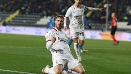 Il Milan soffre, resta in dieci, ma poi in parità numerica batte l'Empoli