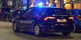 Ragazza tenta il suicidio in strada: salvata dai Carabinieri