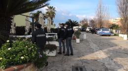 Mafia apriliana, altri otto arresti: coi soldi illeciti finanziata la difesa dei membri del clan