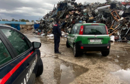 Traffico illecito di rifiuti: sequestrate tre aziende  e 50 mezzi per la raccolta
