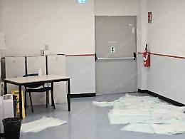 Aprilia, piove all’interno dei locali della Casa della Salute: cade una parte di controsoffitto