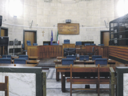 Giovane coinvolto in un incidente  non ricorda più nulla: una perizia nel processo