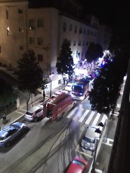Attacchi incendiari alle forze dell'ordine: la Procura indaga