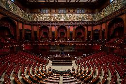 Sposa bambina, il caso finisce in Parlamento 