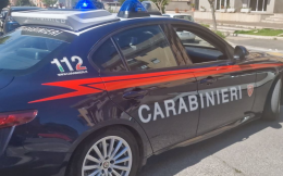 Sorpresa a rubare duemila euro di prodotti estetici, 30enne in manette