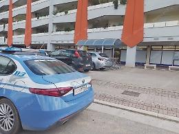 Bandito solitario in azione messo in fuga da due donne