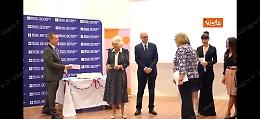 La Regina Camilla premia i ragazzi dell'Alighieri di Latina
