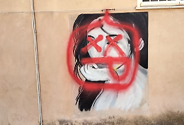 Nuovi sfregi alle opere di Agnese