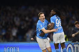 La doppietta di McTominay  manda in fuga il Napoli ora a +3 sull'Inter