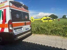 Incidente tra furgone e moto, centauro elitrasportato al San Camillo di Roma