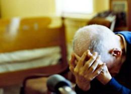 Aggredisce i genitori per soldi da spendere in droga: finisce in carcere