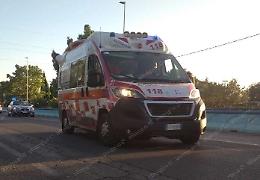 Rischia di annegare in mare, salvato al Lido