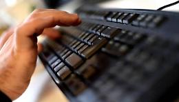 Aveva compilato un modulo su internet, gli levano 320 euro dal conto