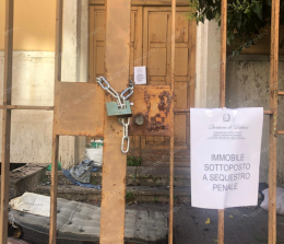 Scattano i sigilli alla palazzina delle Fs