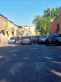 Baby vandali in azione: tensione nel condominio
