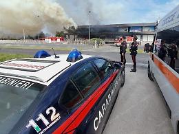 Saccheggio dopo il rogo nel mobilificio: pena di un anno