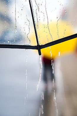Allerta gialla per temporali per le prossime 12 ore nel Lazio