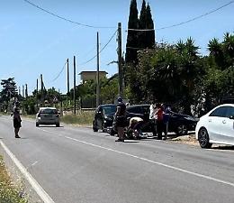 Scontro tra auto e moto in via Del Genio Civile, centauro trasferito in ospedale 