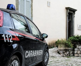 Minacce con il coltello in strada: denunciato