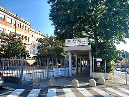 Aggredisce infermiere e medico del pronto soccorso, arrestato dai poliziotti