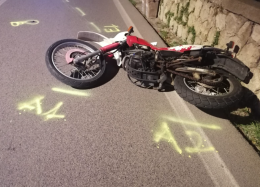 Tragico schianto in moto in via Roma, la vittima è Dino Capponi
