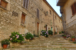 Torna il teatro nel Borgo Antico di Norma