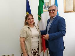 Dona un rene al figlio, ricevuta dal sindaco Mantini
