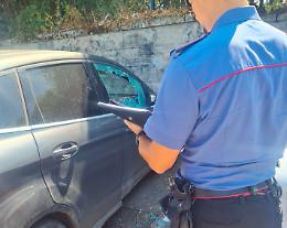 Priverno, tenta di forzare due auto in sosta vicino alla stazione: denunciato un 22enne

