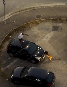 Azzannati dal Mastiff, i residenti: «Aveva aggredito altri cani»
