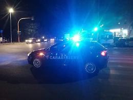 Aprilia, accoltellato al parco: 23enne ferito, indagano i Carabinieri
