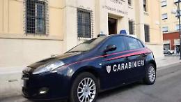 Ruba un portafogli da un’auto in sosta: 18enne inseguito e arrestato a Latina
