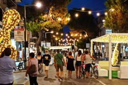Perde la borsa in vacanza con 1.400 euro: la giovane di Fondi la ritrova grazie a un gesto di onestà
