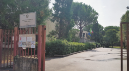 Scuola Giuseppe Giuliano: palestra dimenticata, la protesta dei genitori